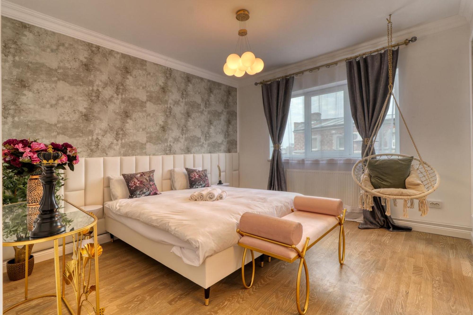 Neo-Classic Design Near Downtown บูคาเรสต์ ภายนอก รูปภาพ